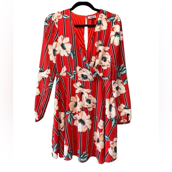 Express Pants - Express Red Floral Long Sleeve Romper Size Small NWT